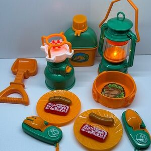 Camper Adventure Playset - Green and Orange